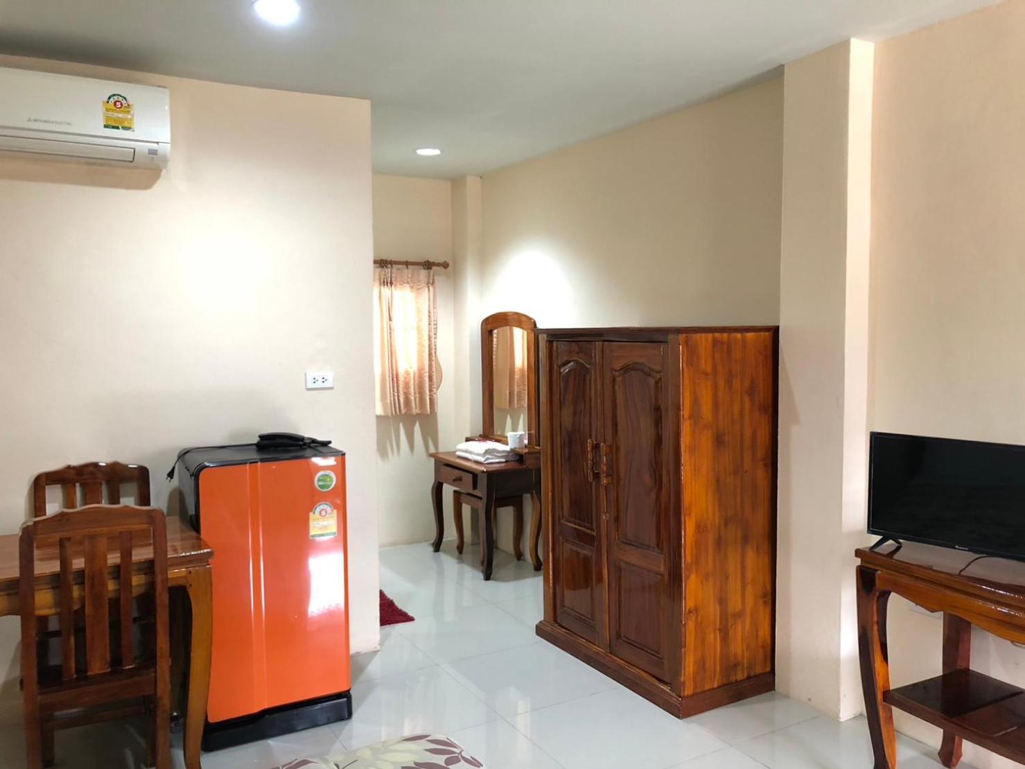 Ratchaphruek Resort Lop Buri Exterior foto